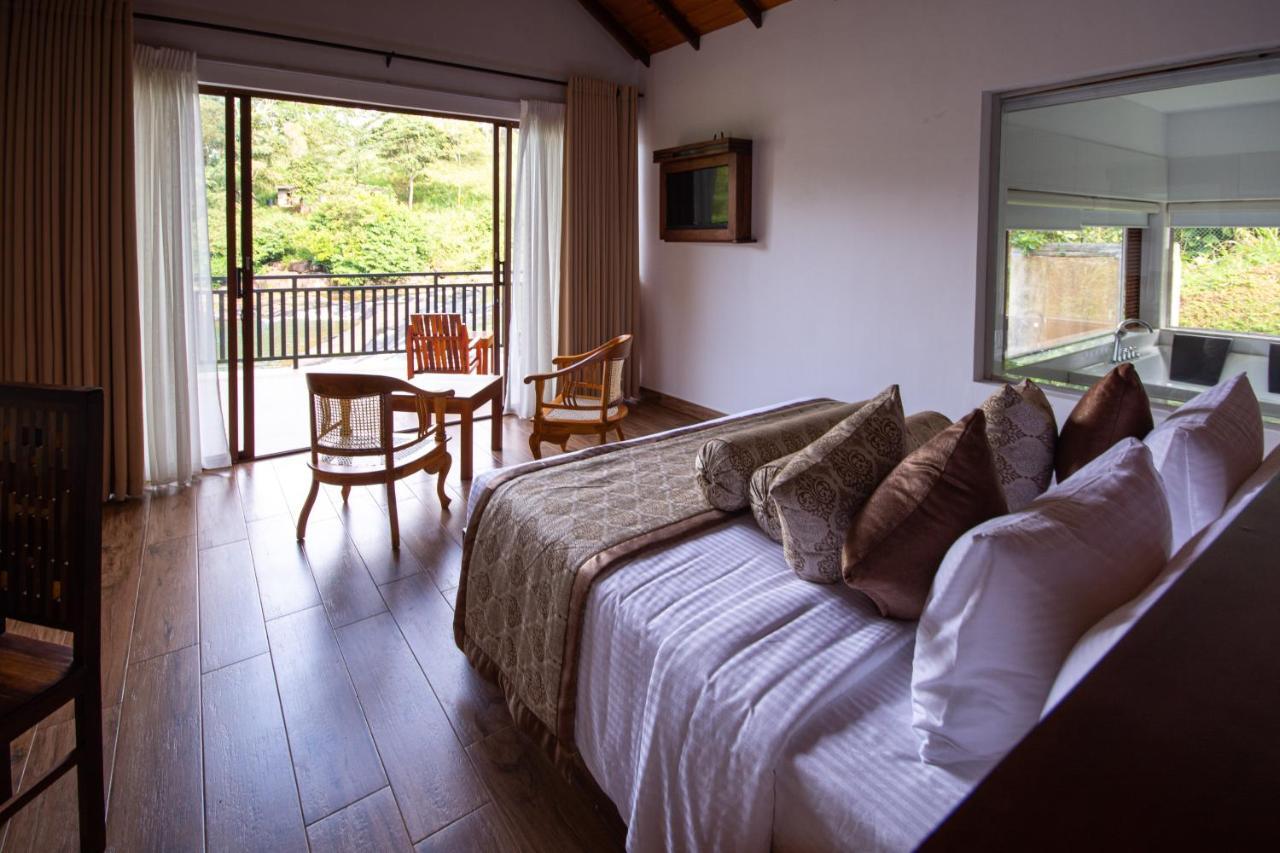 Okwin Resort Kandy Exterior foto